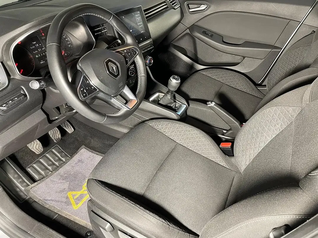 Renault Clio - Thumbnail 8