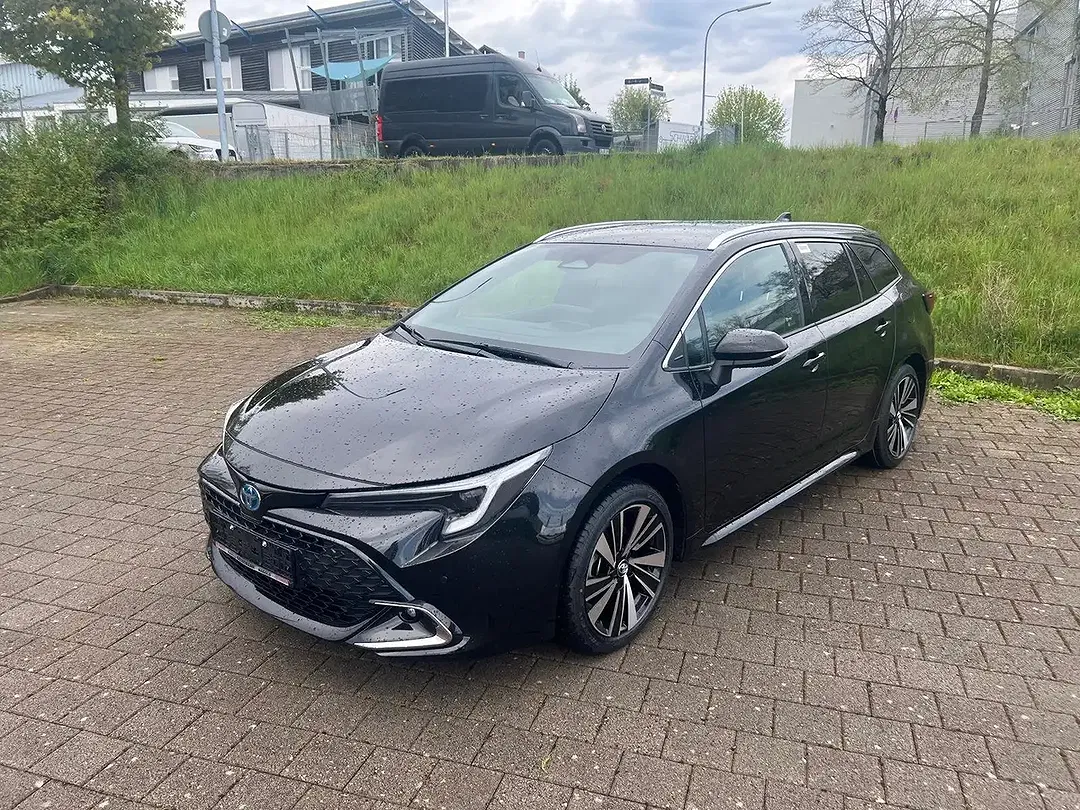 Toyota Corolla - Thumbnail 11