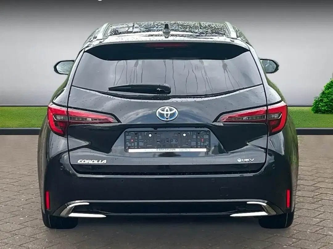 Toyota Corolla - Thumbnail 4