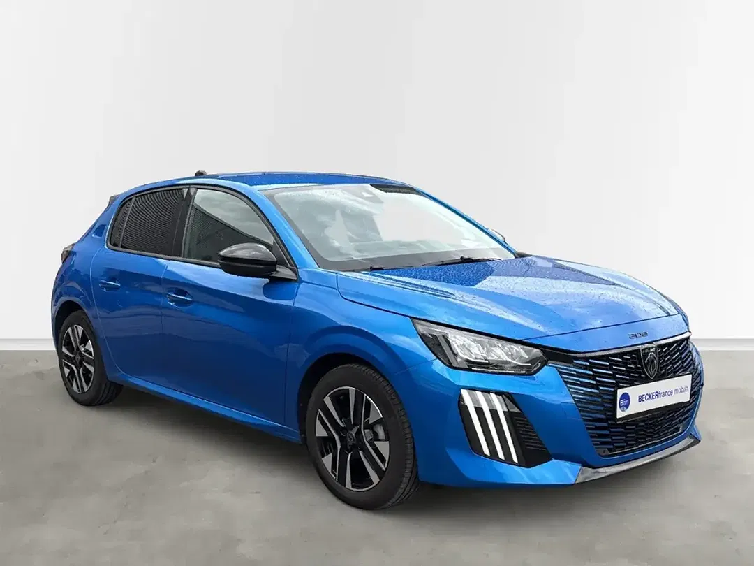 Peugeot 208 - Thumbnail 3