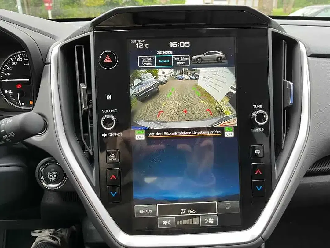 Subaru Crosstrek - Thumbnail 11