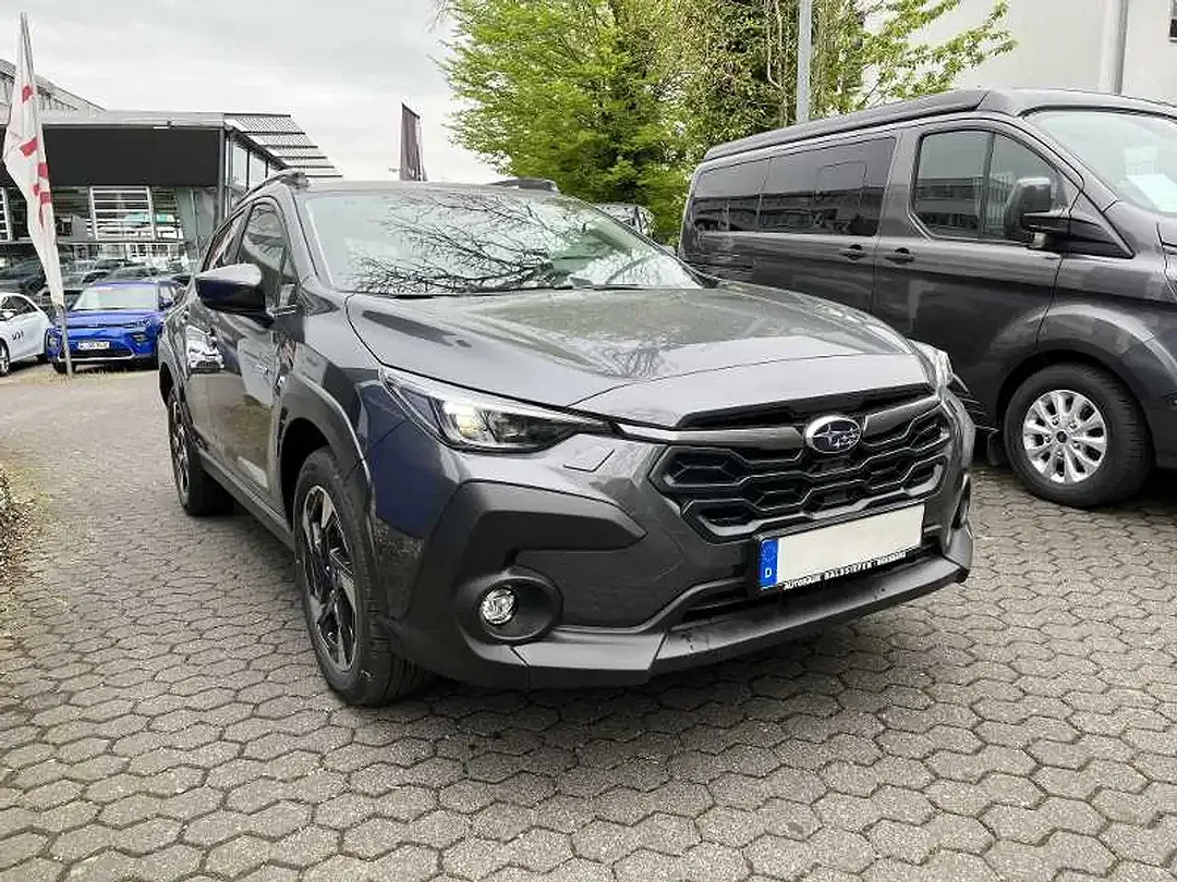 Subaru Crosstrek - Thumbnail 3