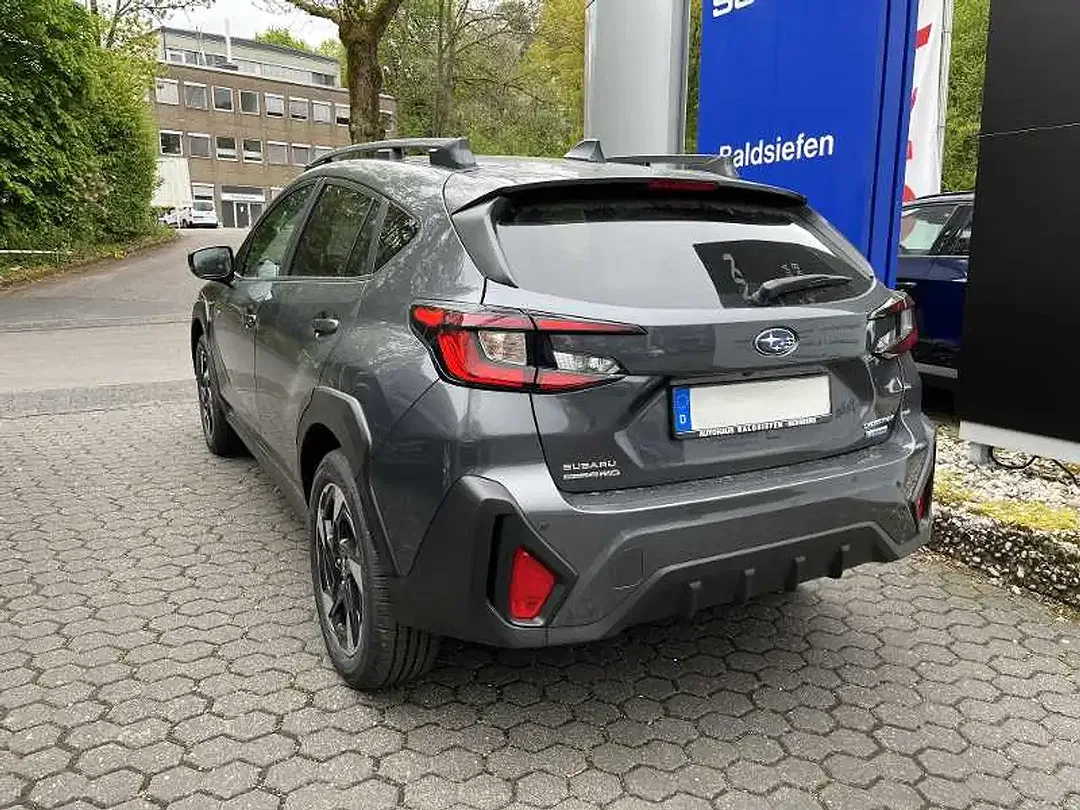 Subaru Crosstrek - Thumbnail 6