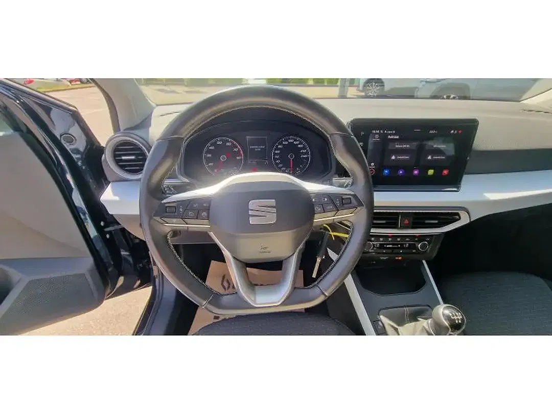SEAT Arona - Thumbnail 7