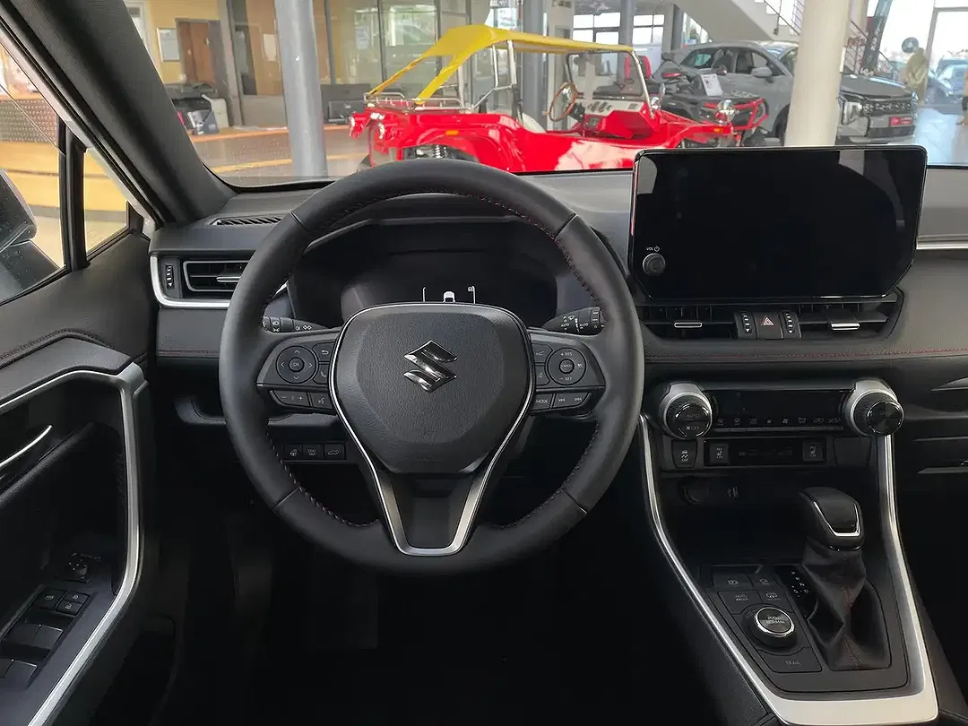 Suzuki Across - Thumbnail 10