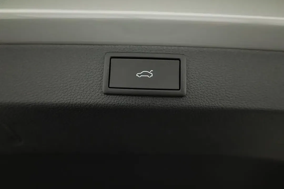 Skoda Karoq - Thumbnail 15