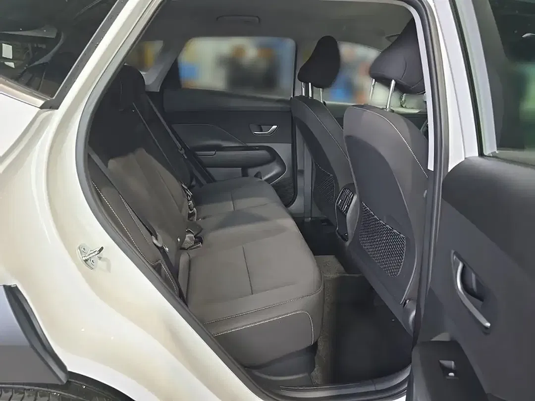 Hyundai KONA - Thumbnail 13