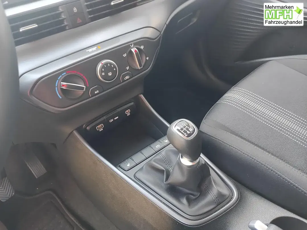 Hyundai i20 - Thumbnail 14