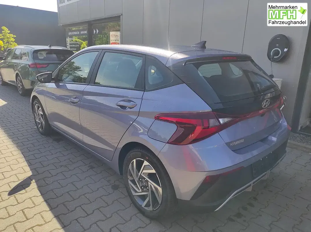 Hyundai i20 - Thumbnail 6