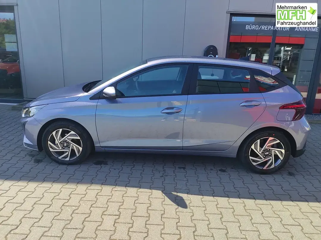 Hyundai i20 - Thumbnail 7