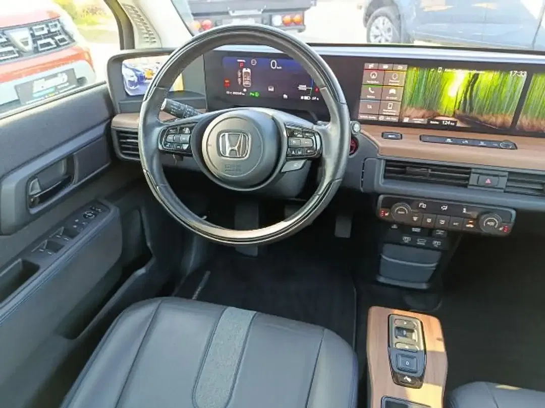 Honda e - Thumbnail 16