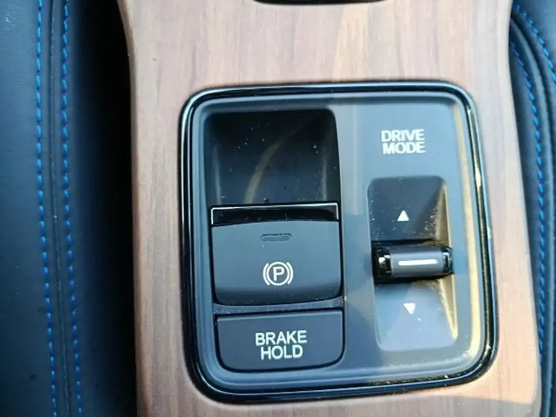 Honda e - Thumbnail 25
