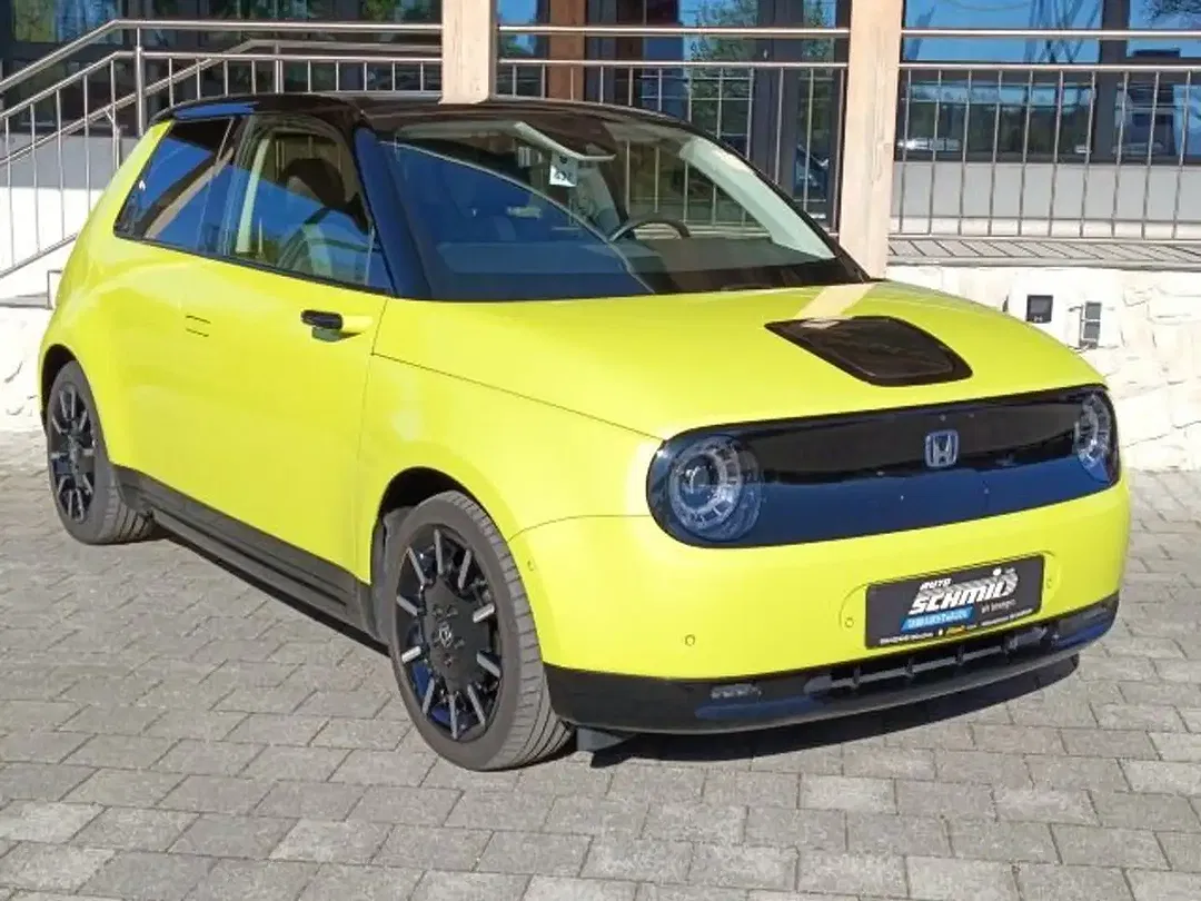 Honda e - Thumbnail 3