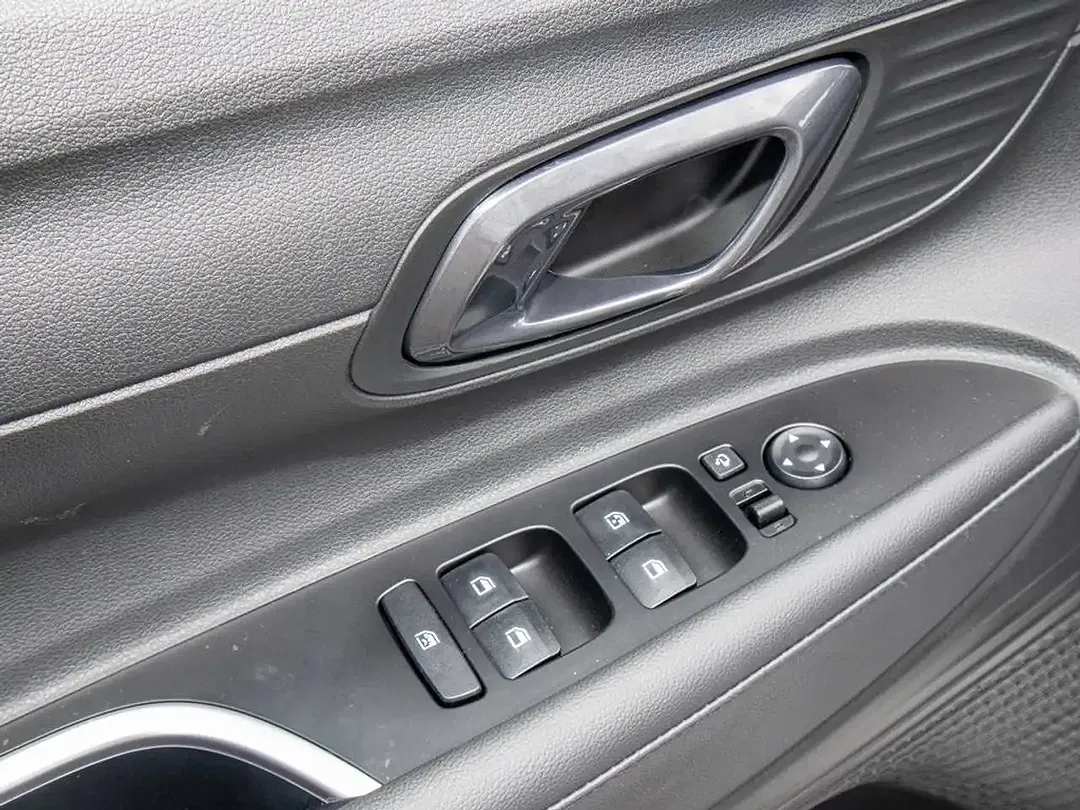 Hyundai i20 - Thumbnail 11