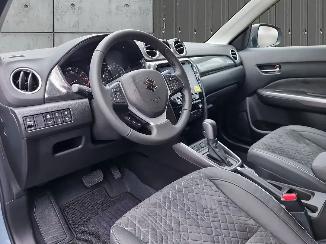 Suzuki Vitara - Thumbnail 12