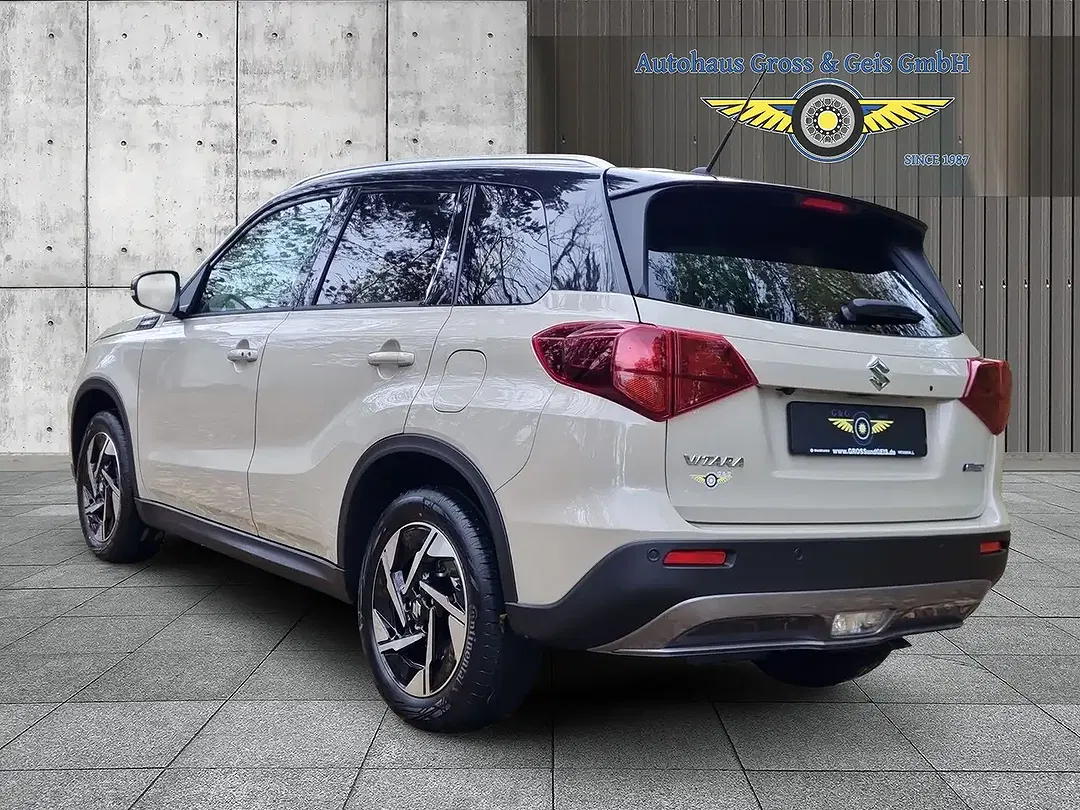 Suzuki Vitara - Thumbnail 7