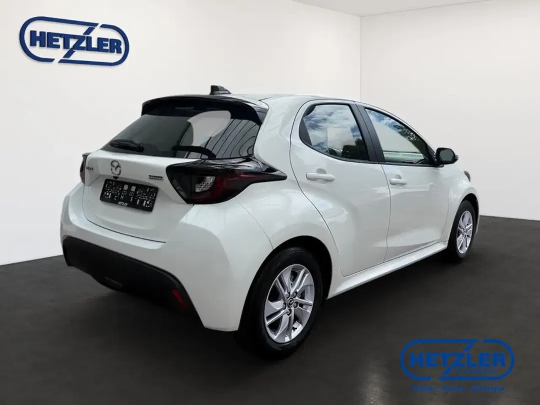 Mazda 2 - Thumbnail 3