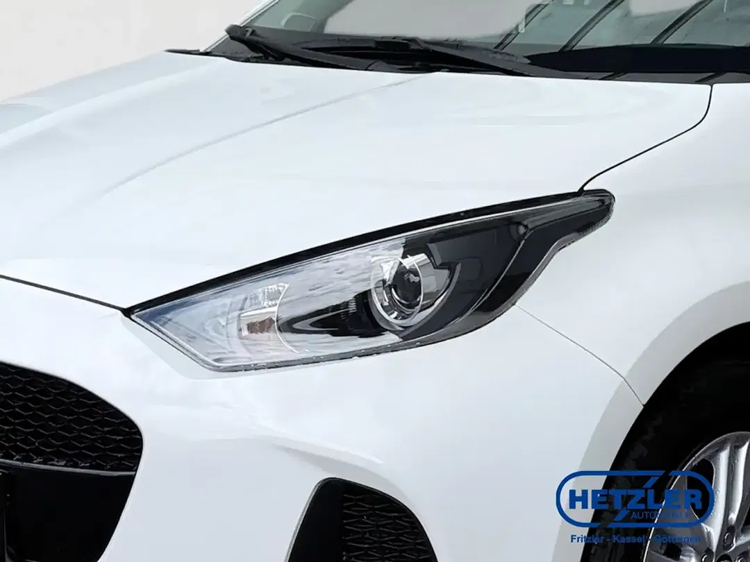 Mazda 2 - Thumbnail 5