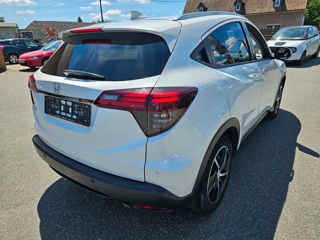 Honda HR-V - Thumbnail 3