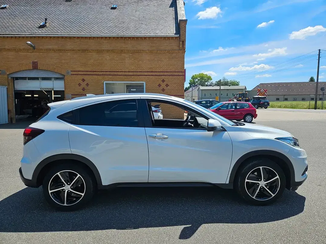 Honda HR-V - Thumbnail 4