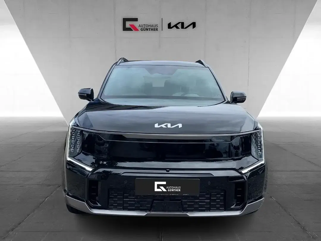 Kia EV9 - Thumbnail 5