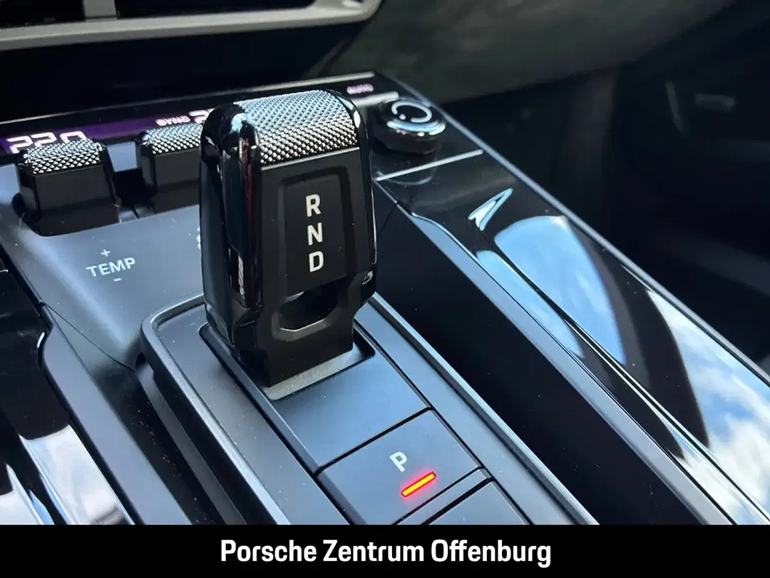 Porsche 992 - Thumbnail 15