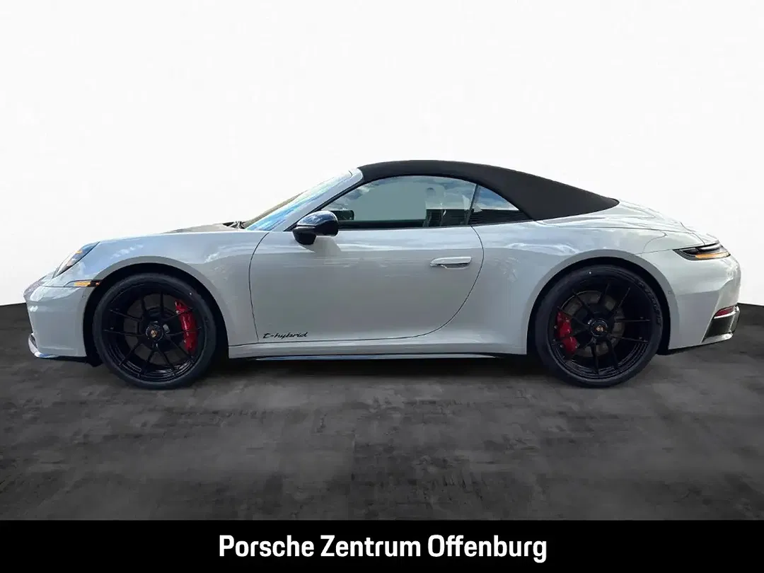Porsche 992 - Thumbnail 2
