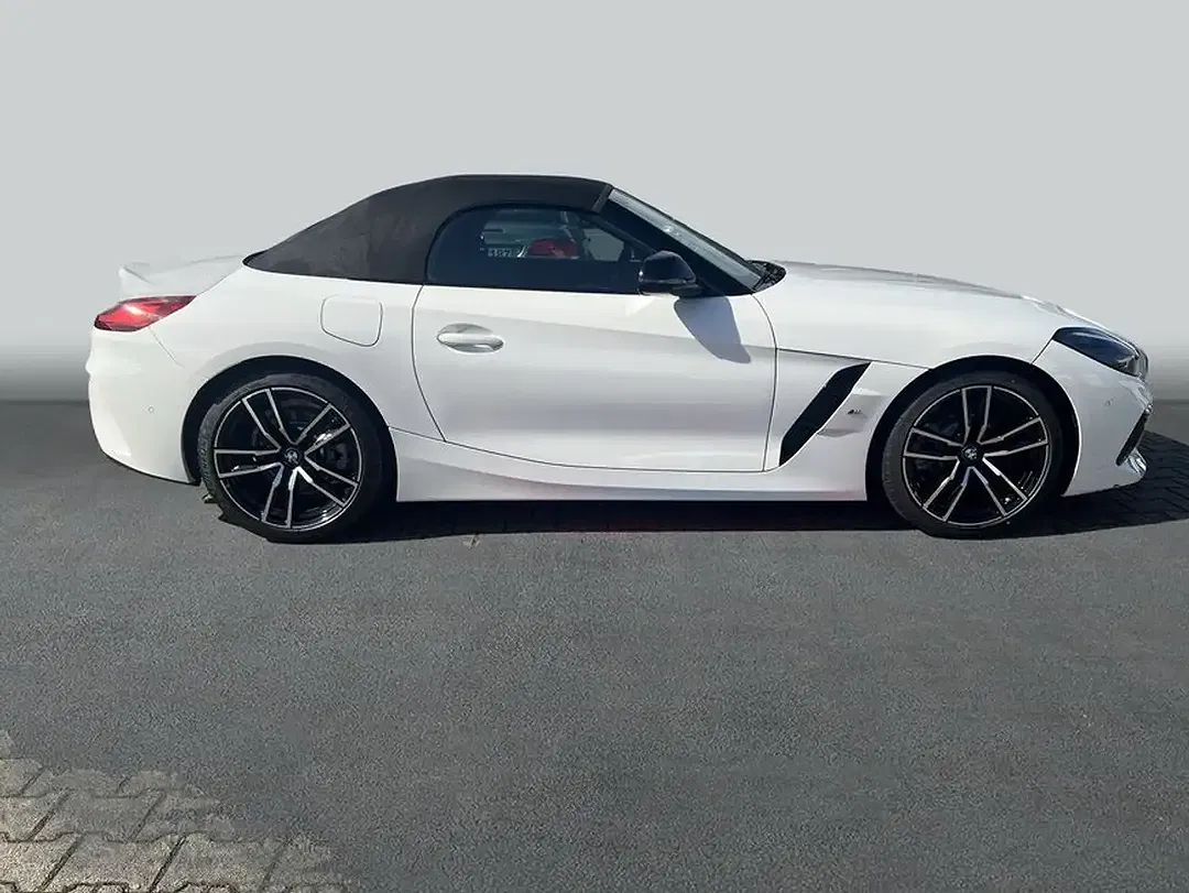 BMW Z4 - Thumbnail 10