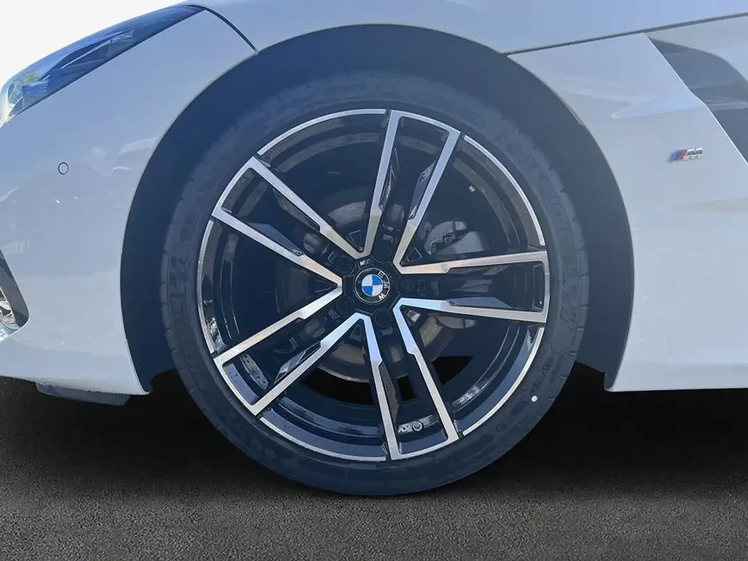 BMW Z4 - Thumbnail 7