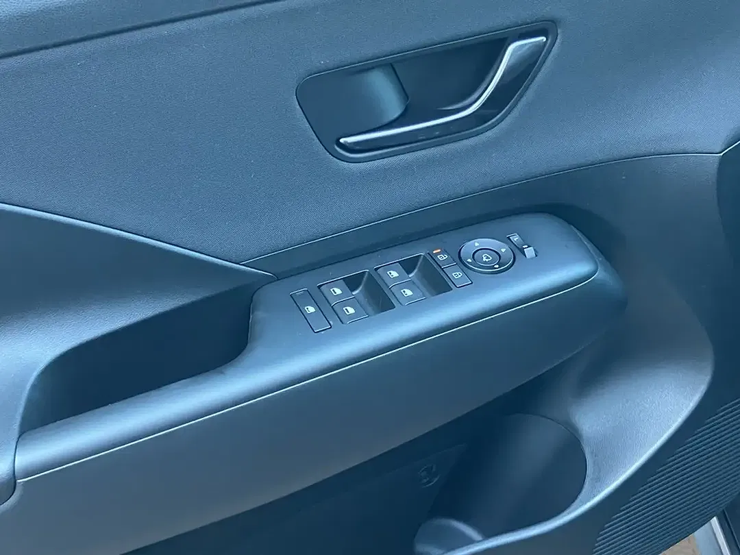 Hyundai KONA - Thumbnail 10