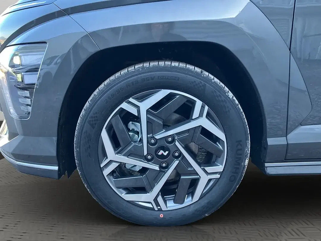 Hyundai KONA - Thumbnail 3
