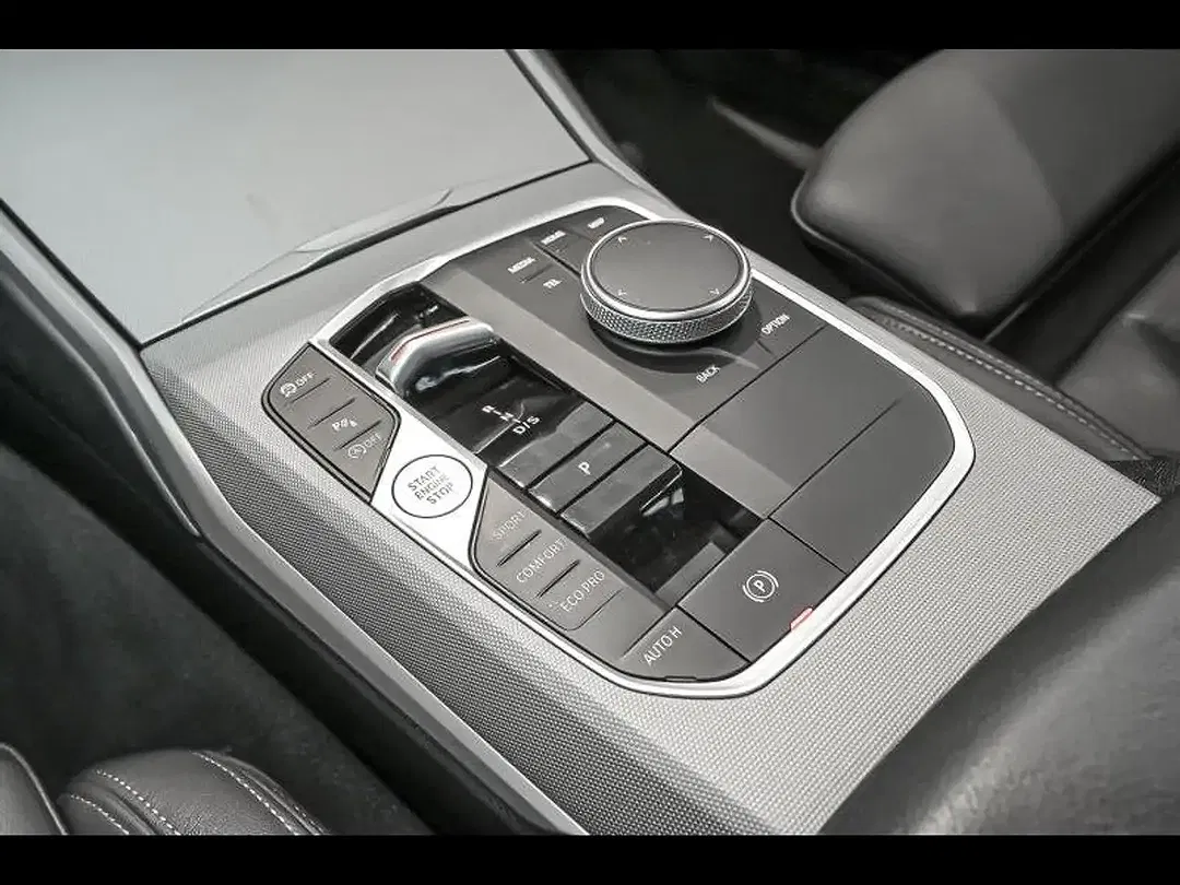 BMW 318 - Thumbnail 10