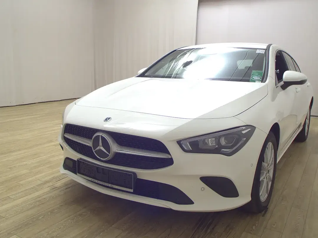 Mercedes-Benz CLA 250 - Thumbnail 2