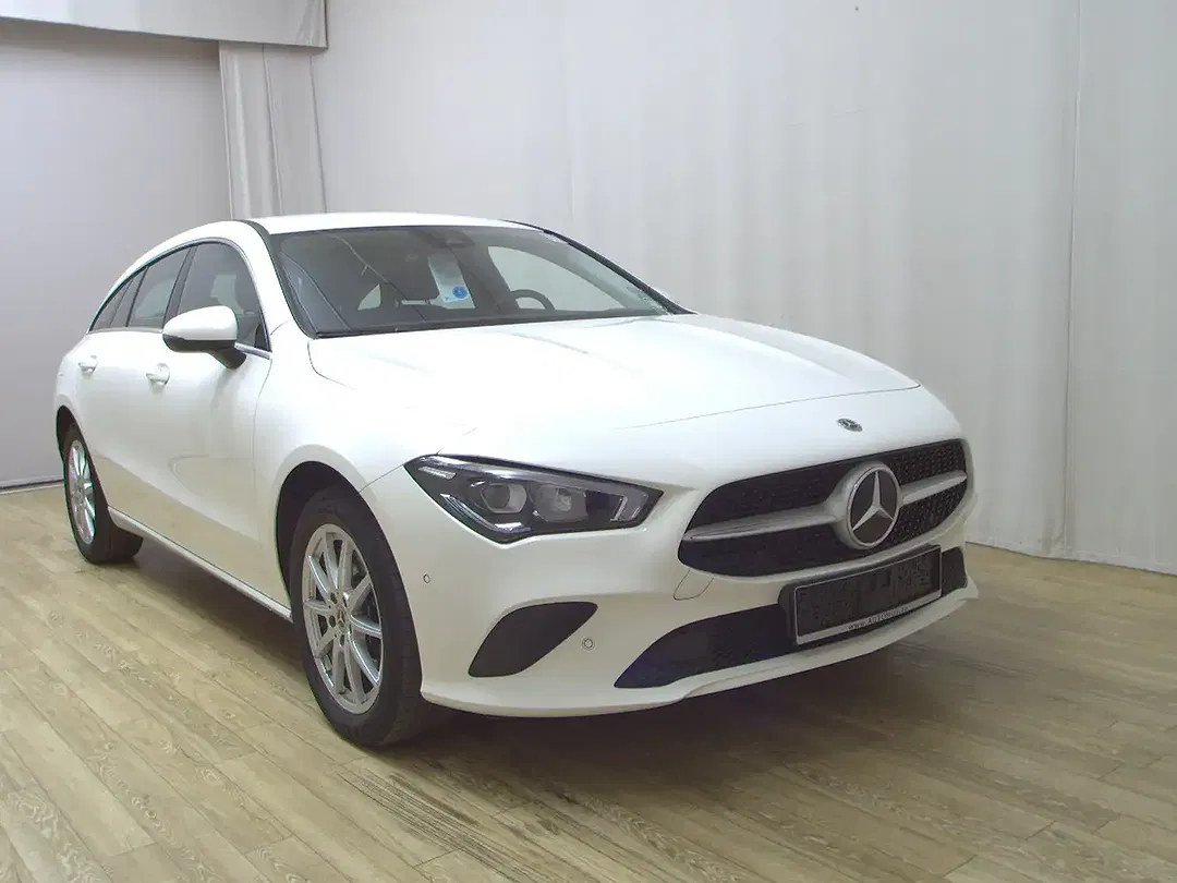 Mercedes-Benz CLA 250 MBUX