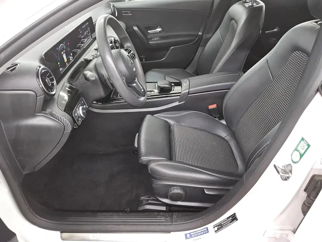 Mercedes-Benz CLA 250 - Thumbnail 8
