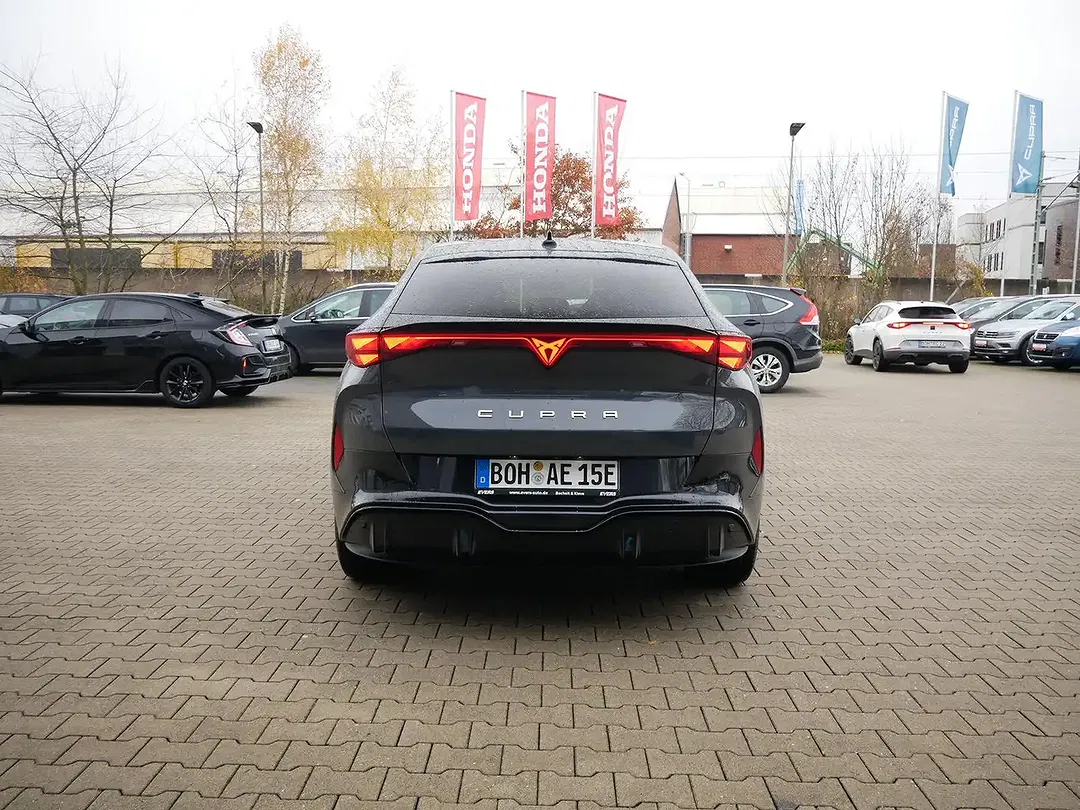CUPRA Tavascan - Thumbnail 6