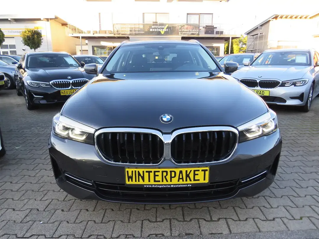 BMW 520 - Thumbnail 2