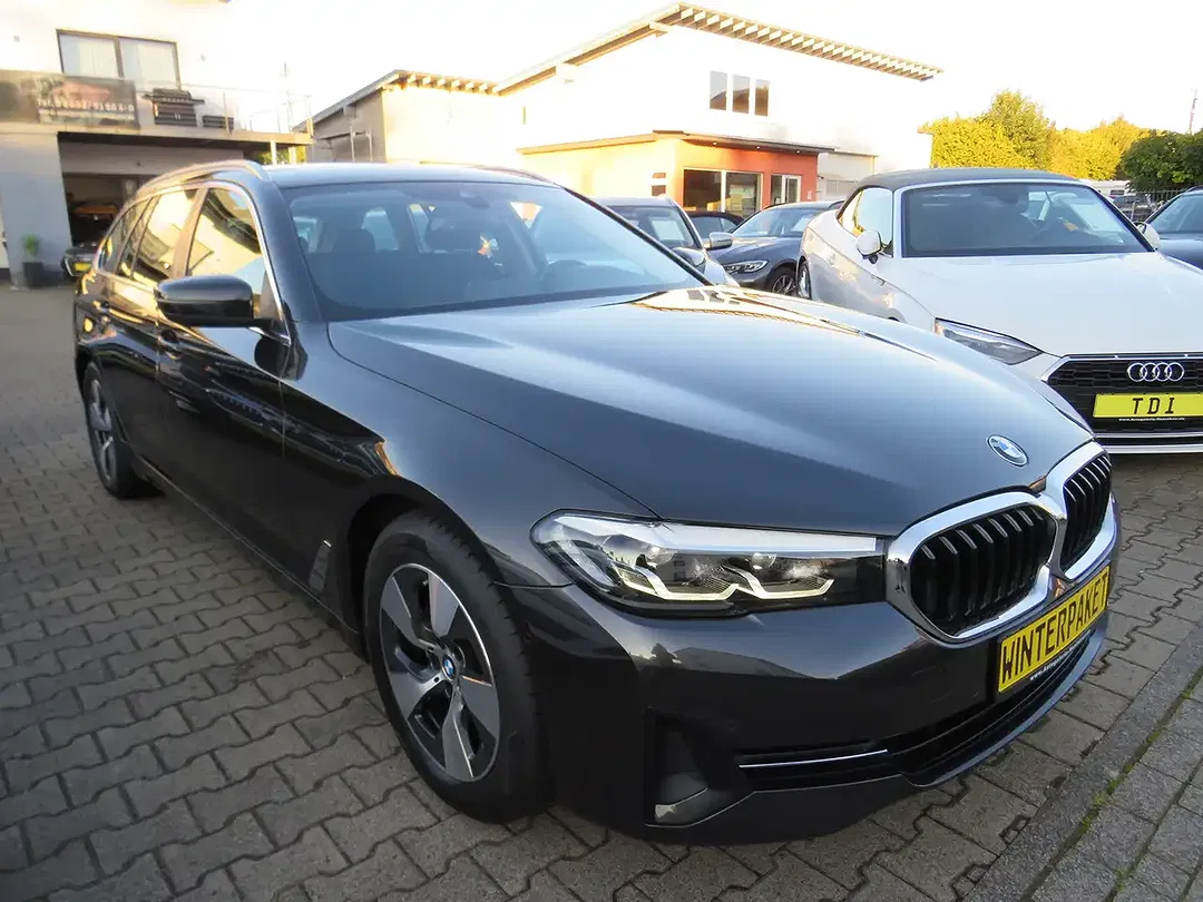 BMW 520 - Thumbnail 3