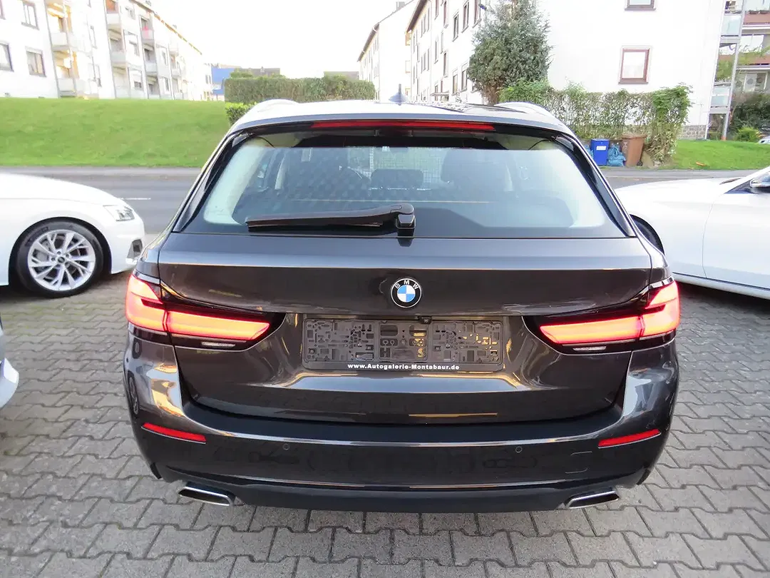 BMW 520 - Thumbnail 5