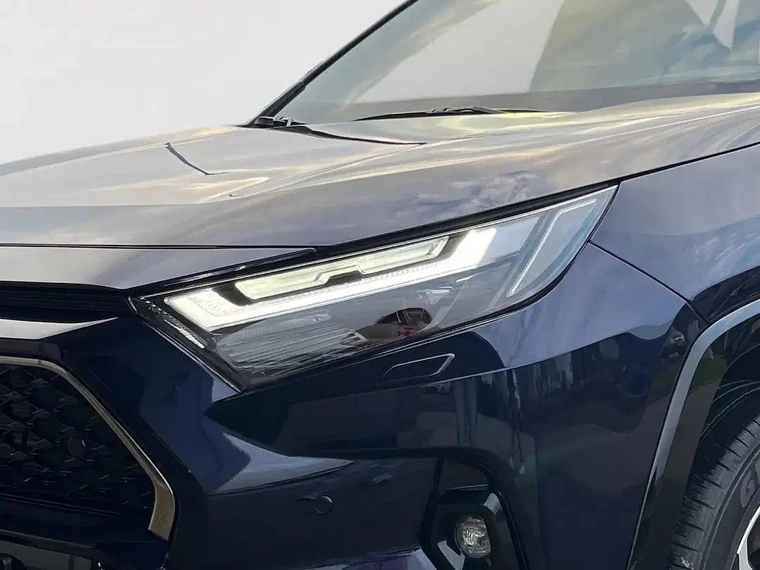 Toyota RAV 4 - Thumbnail 5