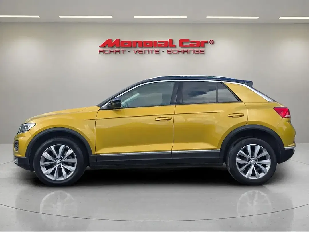 Volkswagen T-Roc - Thumbnail 2