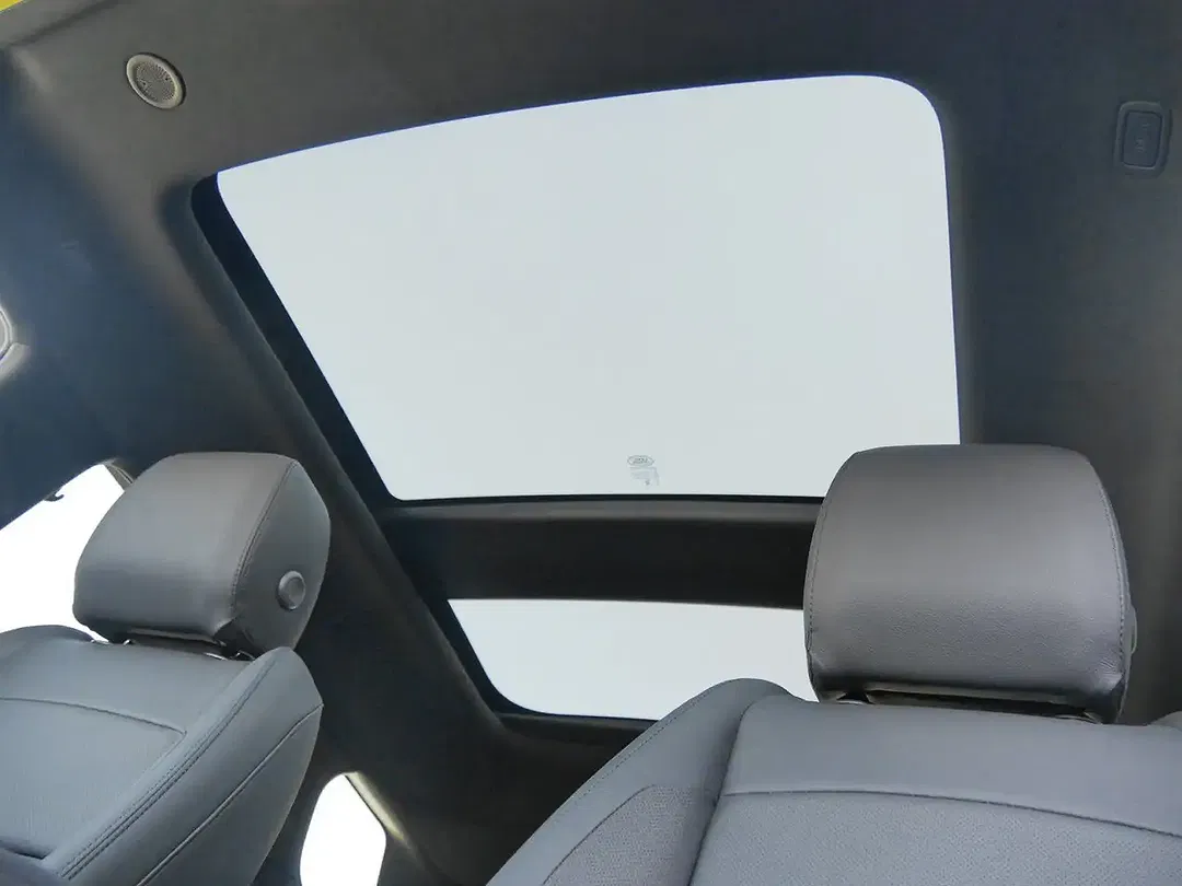 Land Rover Range Rover Evoque - Thumbnail 15