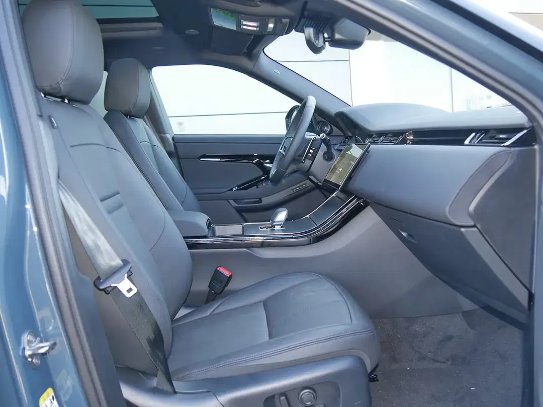 Land Rover Range Rover Evoque - Thumbnail 3