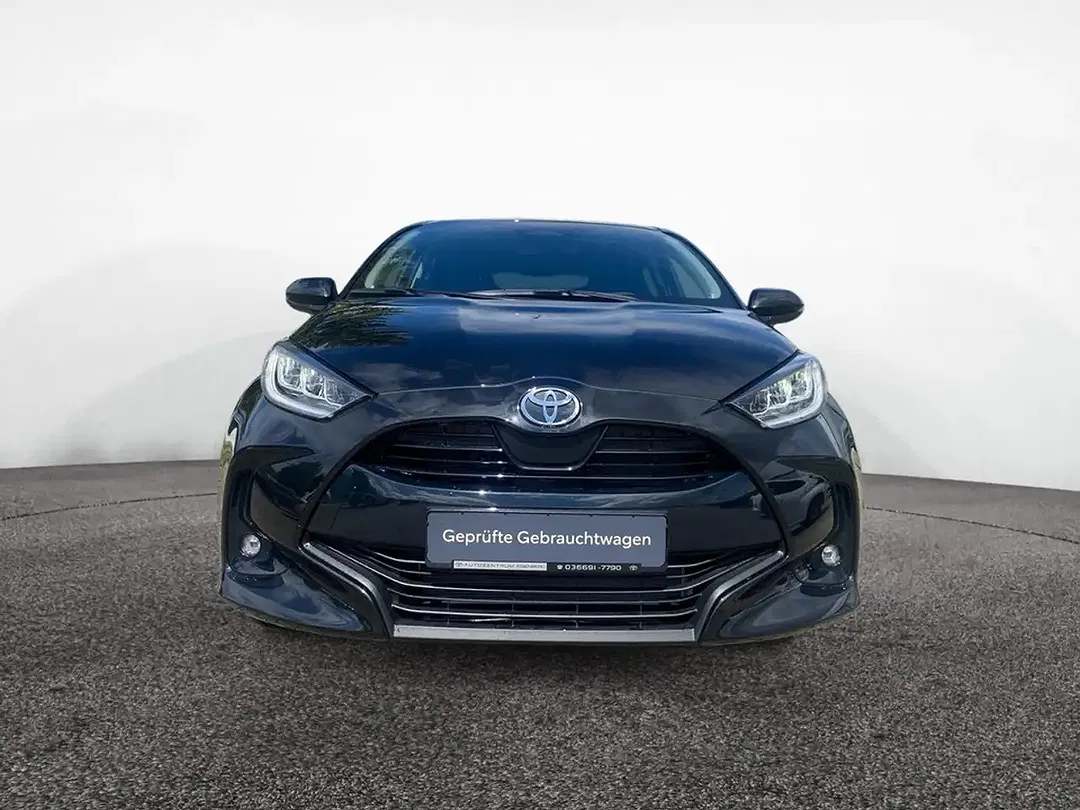 Toyota Yaris - Thumbnail 2