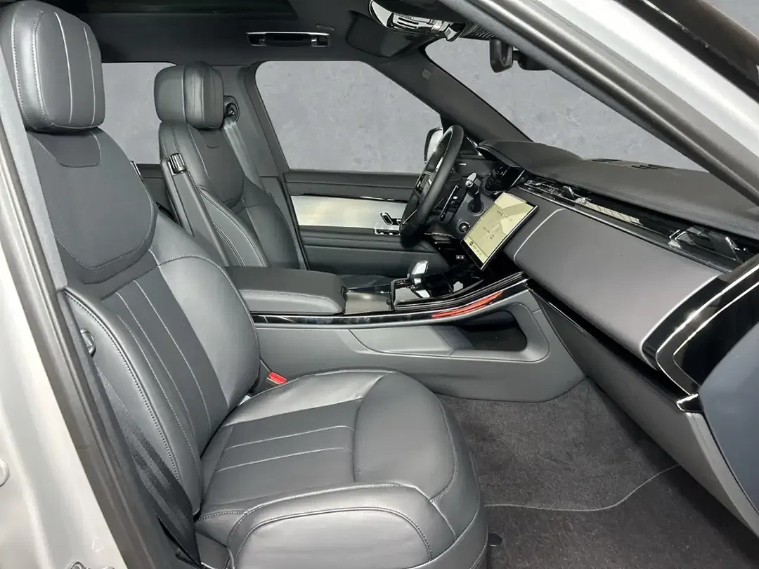 Land Rover Range Rover Sport - Thumbnail 3