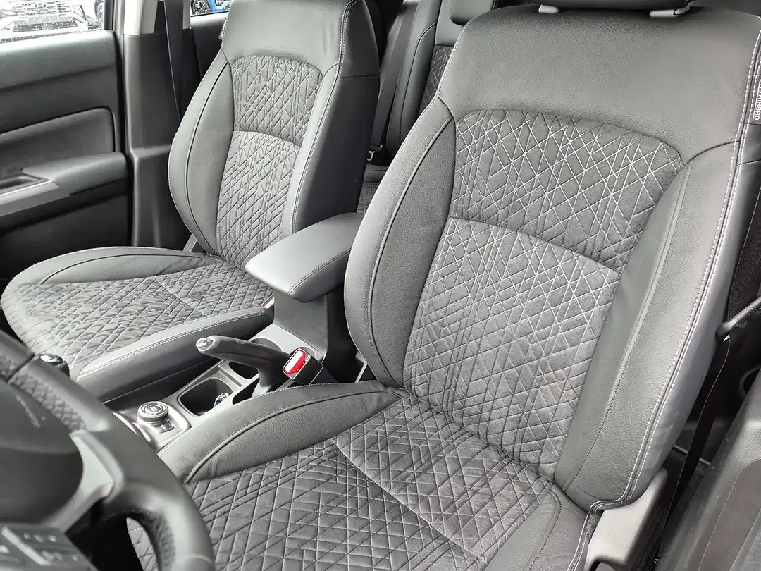 Suzuki Vitara - Thumbnail 12