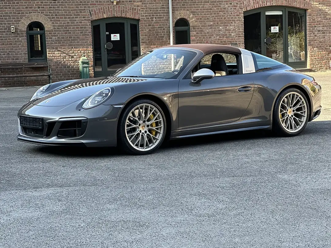 Porsche 991 PCCB Targa 4 GTS