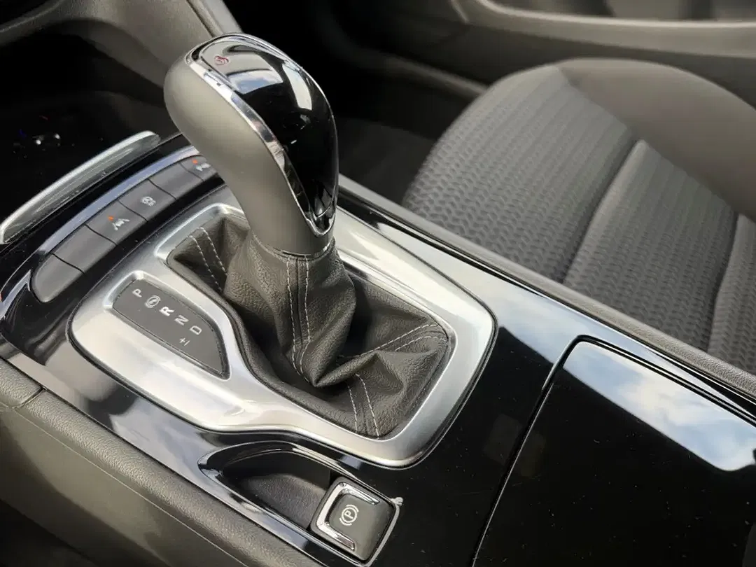 Opel Insignia - Thumbnail 17