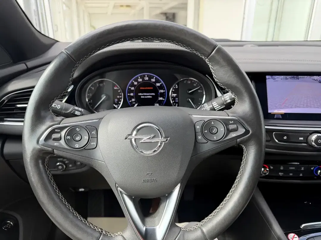 Opel Insignia - Thumbnail 9