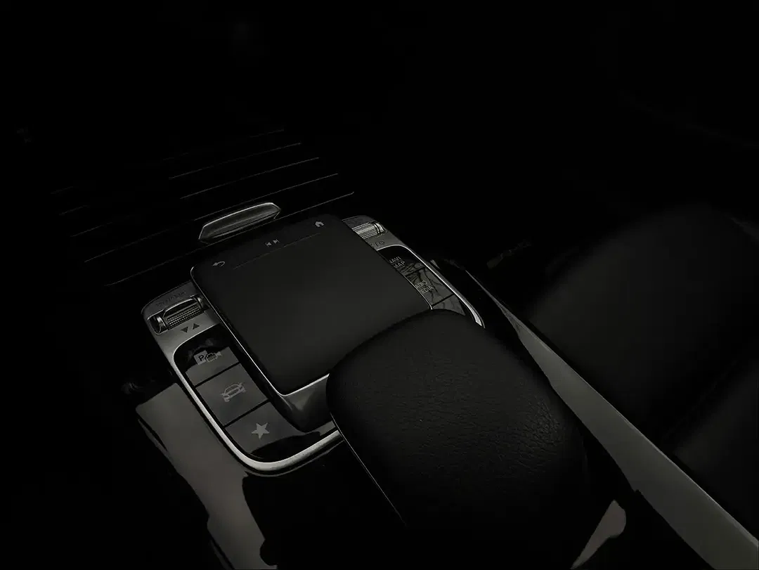Mercedes-Benz A 220 - Thumbnail 12